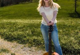 Elaine Roy with Vince Gill – Heading In A New Direction